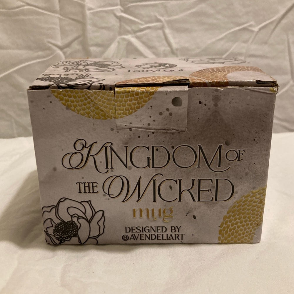 Fairyloot Exclusive Kingdom of the Wicked 12oz Ceramic Mug Kerri Maniscalco